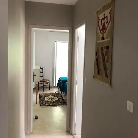 Apartment Pour 6 Personnes A Proximite De La Gare Sncf Toulon